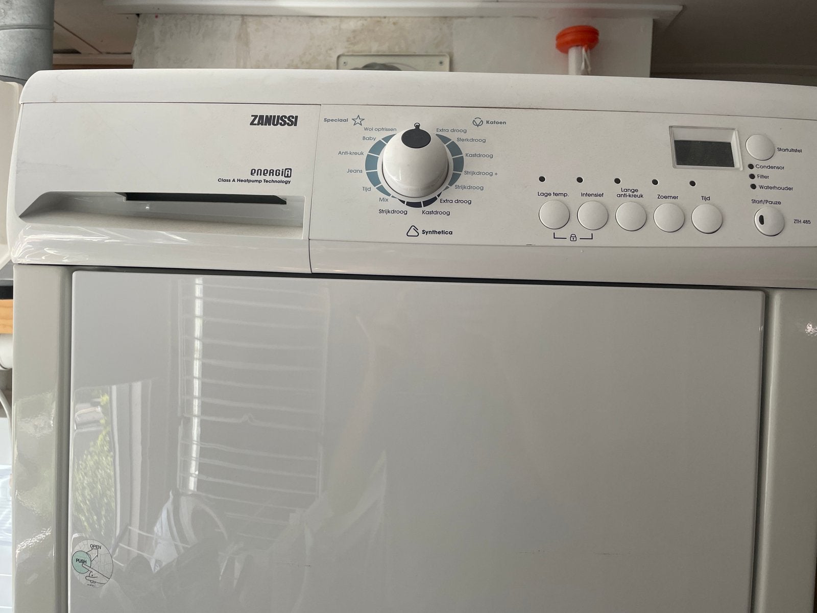 Zanussi condensdroger met warmtepomp, Ophalen, 6 tot 8 kg, Zo goed als nieuw, Energieklasse A of zuiniger