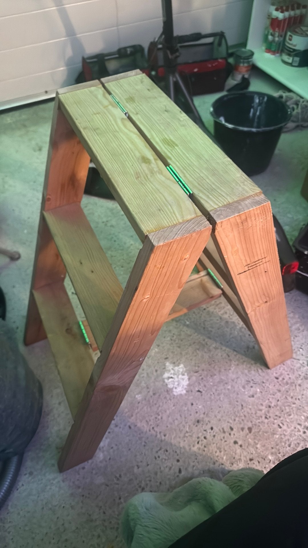 Houten schilderstrapje, Ophalen, Zo goed als nieuw, Minder dan 2 meter