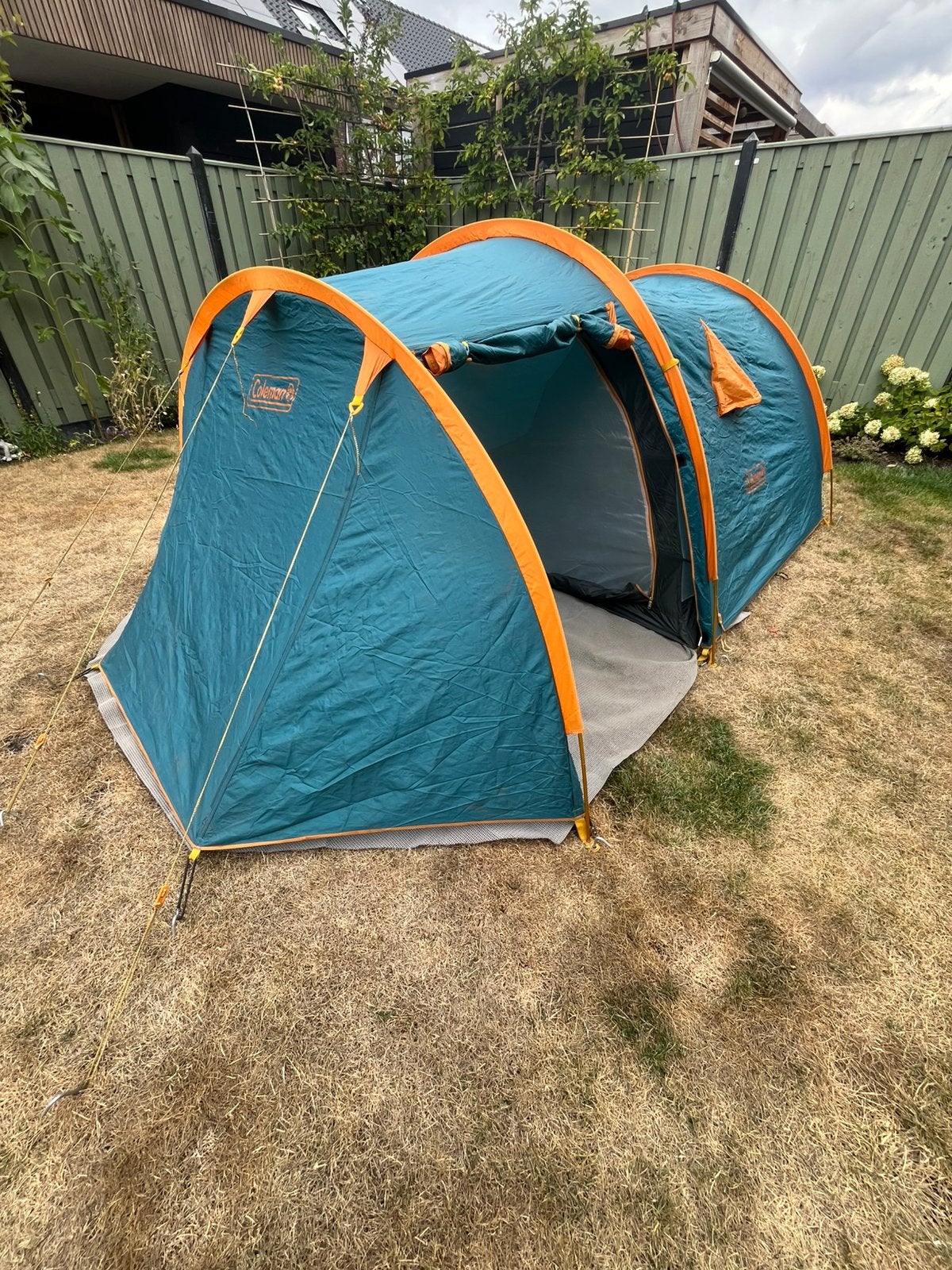 Coleman Manitou lichtgewicht (festival) tent,  klein pakket, Ophalen of Verzenden, Gebruikt