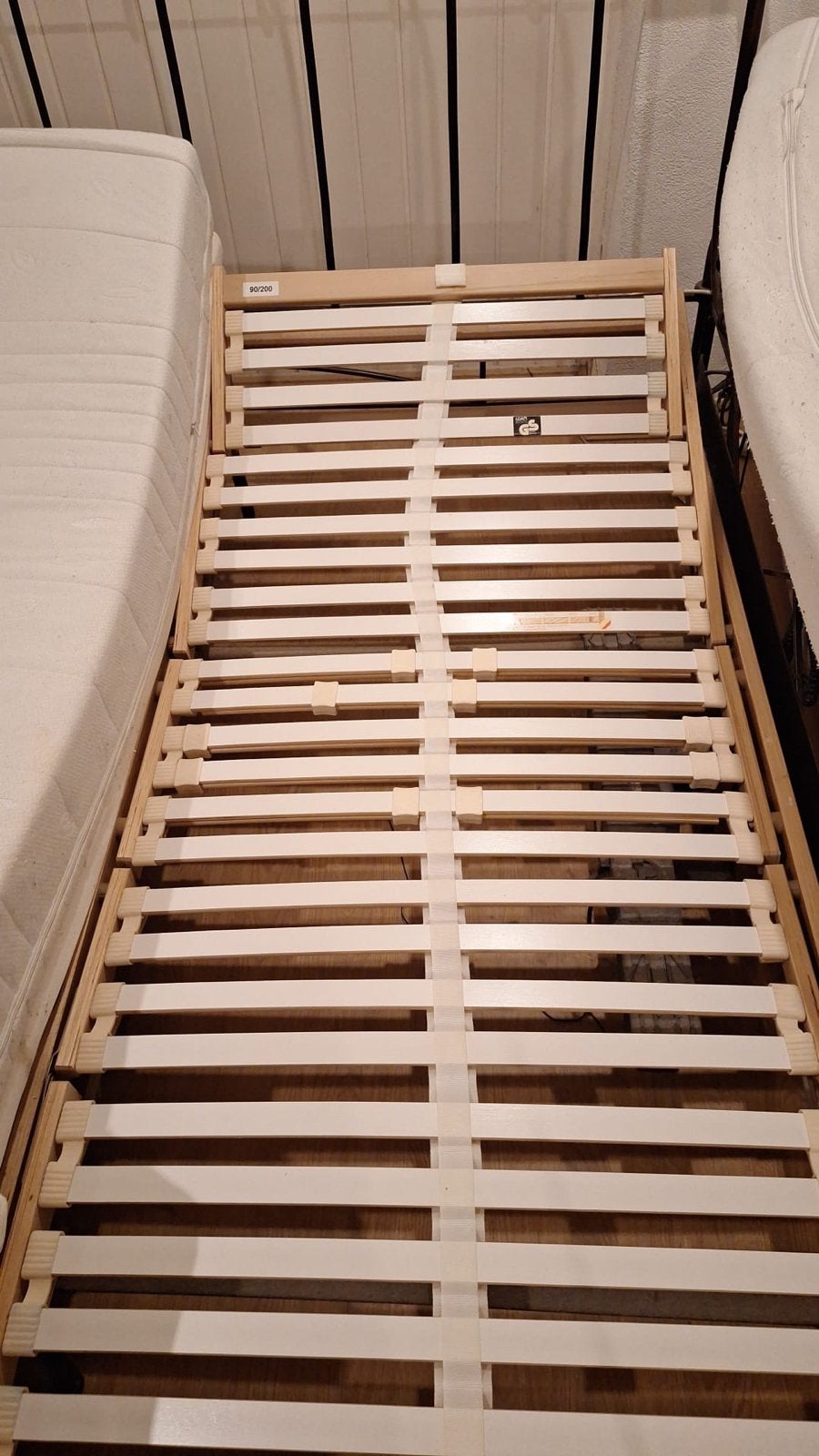 2x Elektrische lattenbodem 90x200 cm, Huis en Inrichting, 90 cm, Eenpersoons, Ophalen of Verzenden, 200 cm