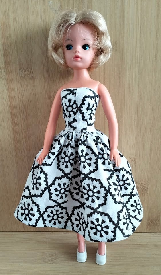 11"Sindy doll fashion by A.R.O, Verzamelen, Poppen, Verzenden, Nieuw, Fashion Doll