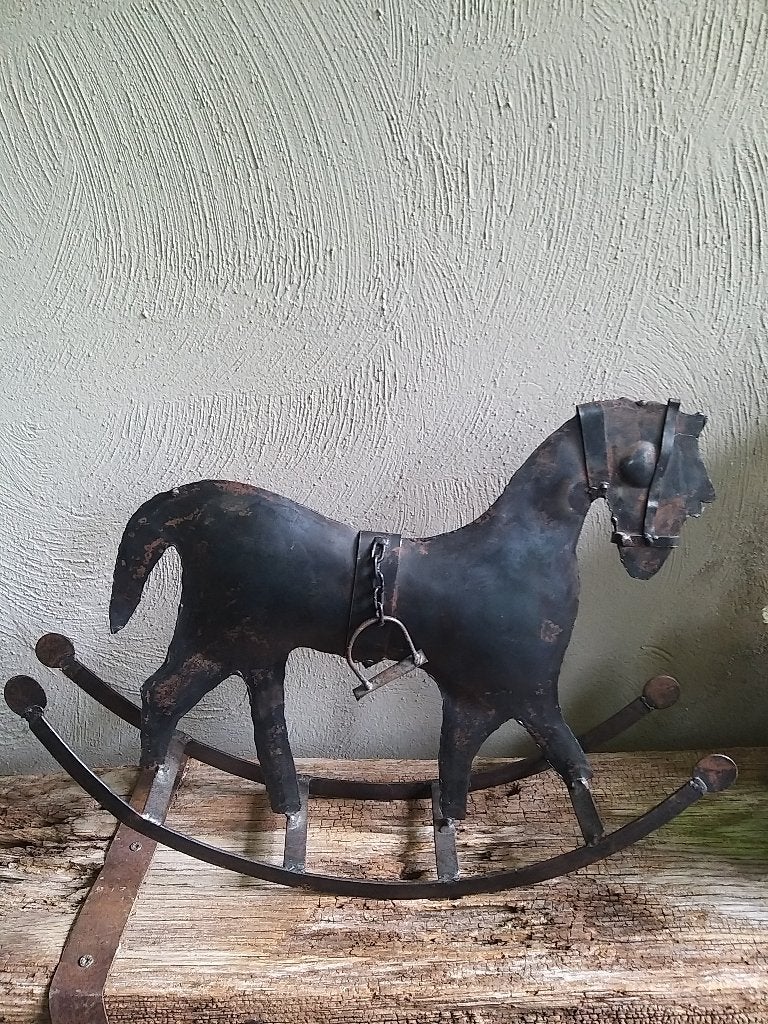 zwarte metalen hobbelpaard deco, Ophalen of Verzenden