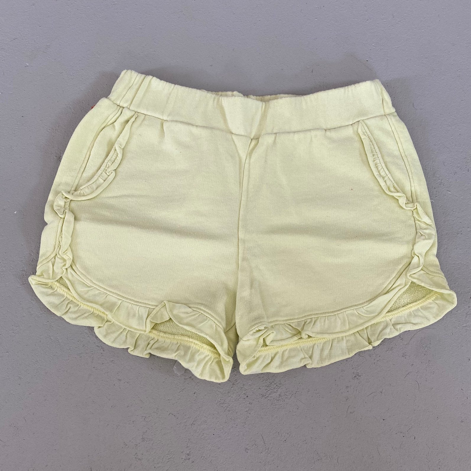 Leuke gele short van Scotch & Soda maat 10, Verzenden, Zo goed als nieuw, Meisje, Broek
