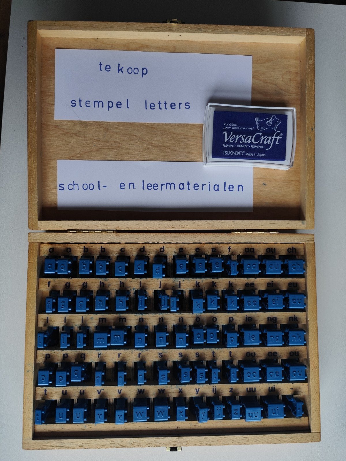 Vintage Linkprint kist 1 letter stempelkist evt incl inktpad, Ophalen of Verzenden, Gebruikt, Knutselen