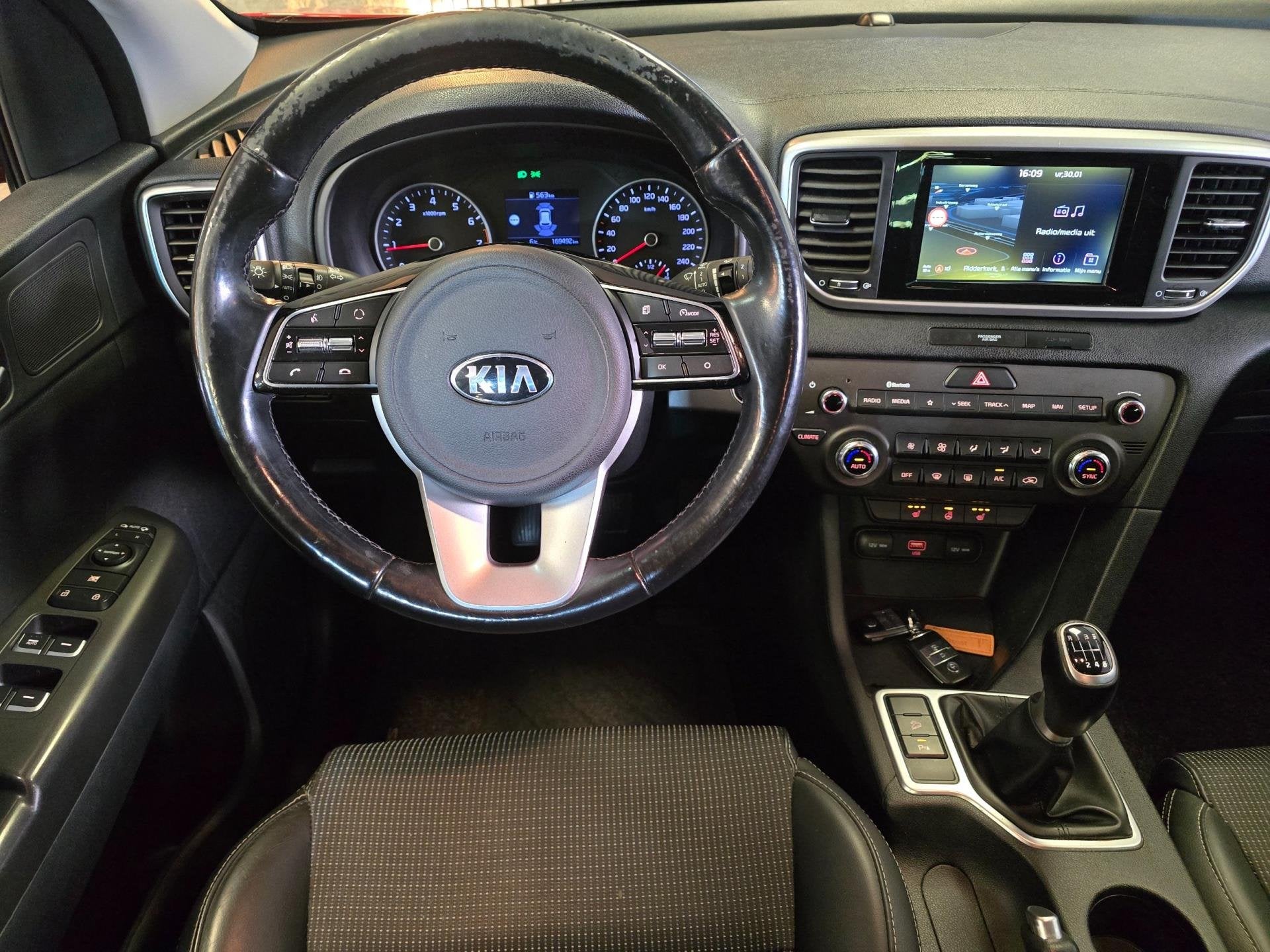 Kia Sportage 1.6 GDI DynamicLine|GARANTIE|TREKHAAK|CRUISE|ST, Voorwielaandrijving, Gebruikt, 4 cilinders, 132 pk
