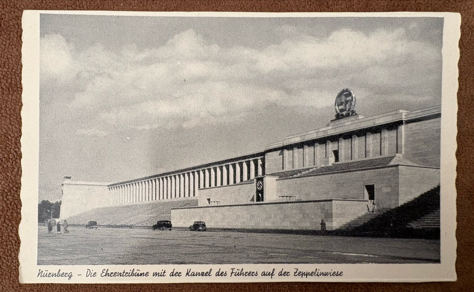 Zeldzame ansichtkaart Neurenberg Zeppelinvlakte (1930-1940), Ophalen of Verzenden, 1920 tot 1940, Gelopen, Duitsland