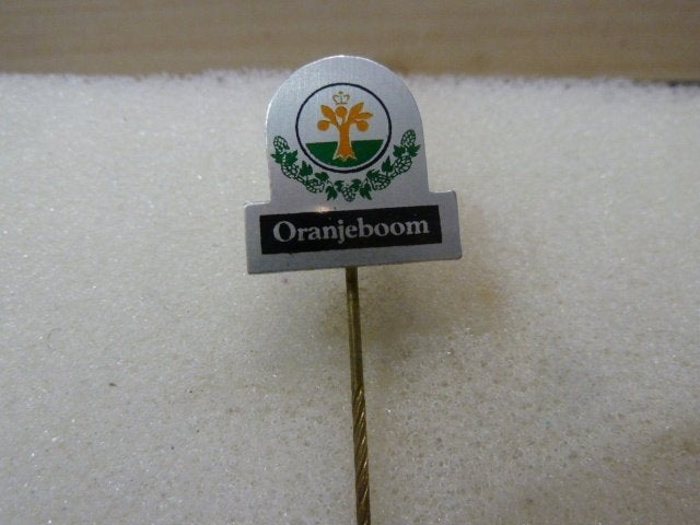 Vintage Oranjeboom biermerk speldje, Ophalen of Verzenden, Gebruikt, Merk, Speldje of Pin