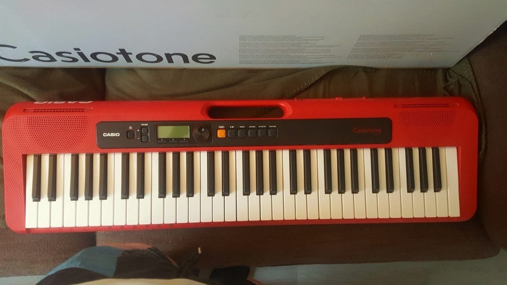 Casio CT-S200RD Casiotone, Muziek en Instrumenten, Keyboards, Casio, 61 toetsen, Midi-aansluiting, Ophalen of Verzenden