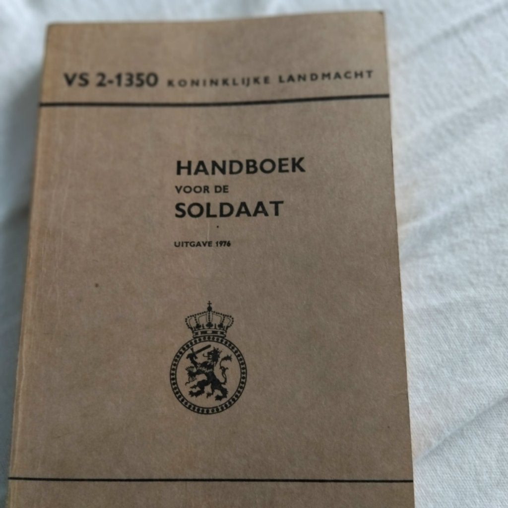 HANDBOEK SOLDAAT, Ophalen of Verzenden, Landmacht, Nederland, Boek of Tijdschrift