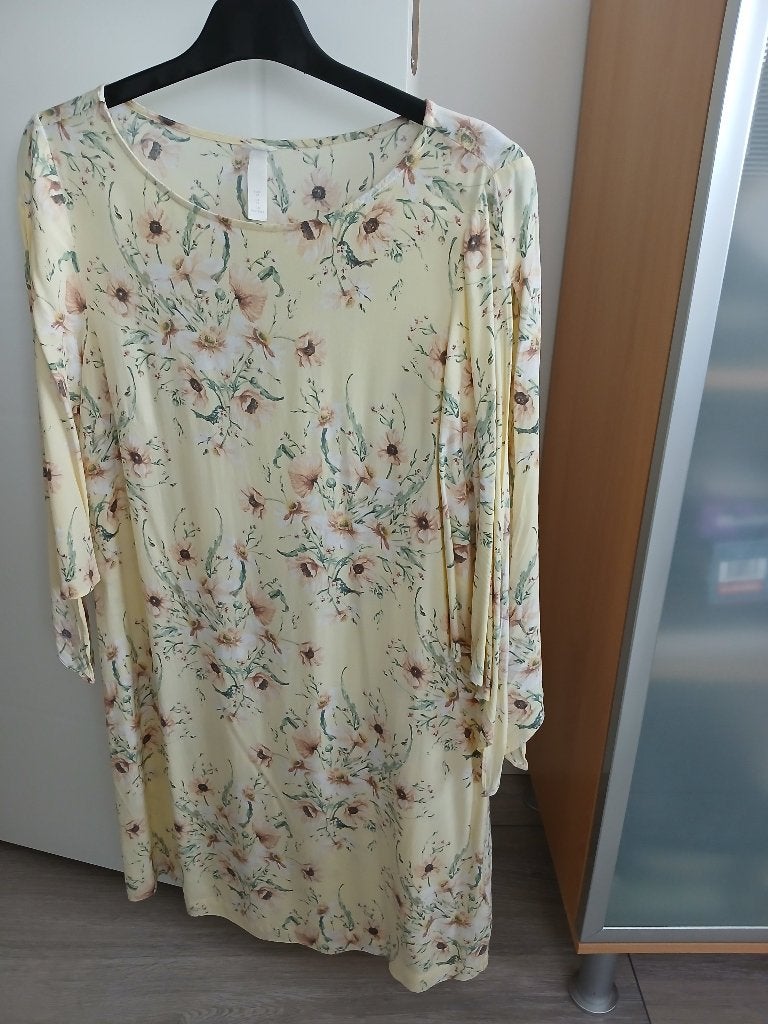 Leuk zomerjurkje, maat 38 , Maat 38/40 (M), Geel, Ophalen of Verzenden, Zo goed als nieuw