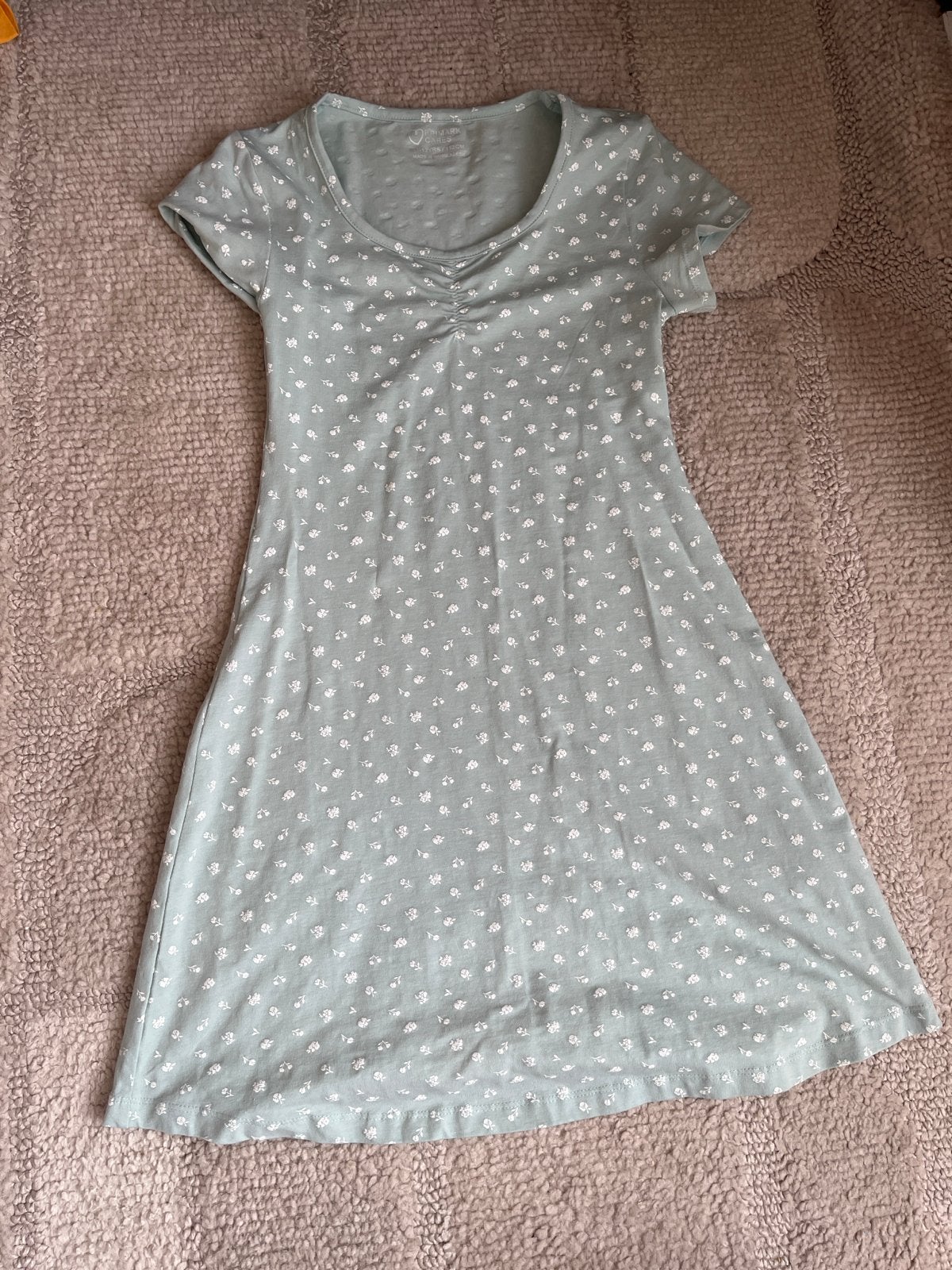 Primark Lichtgroene Jurk met Bloemenprint - Maat 152CM, Kleding | Dames, Ophalen, Zo goed als nieuw, Maat 34 (XS) of kleiner, Boven de knie