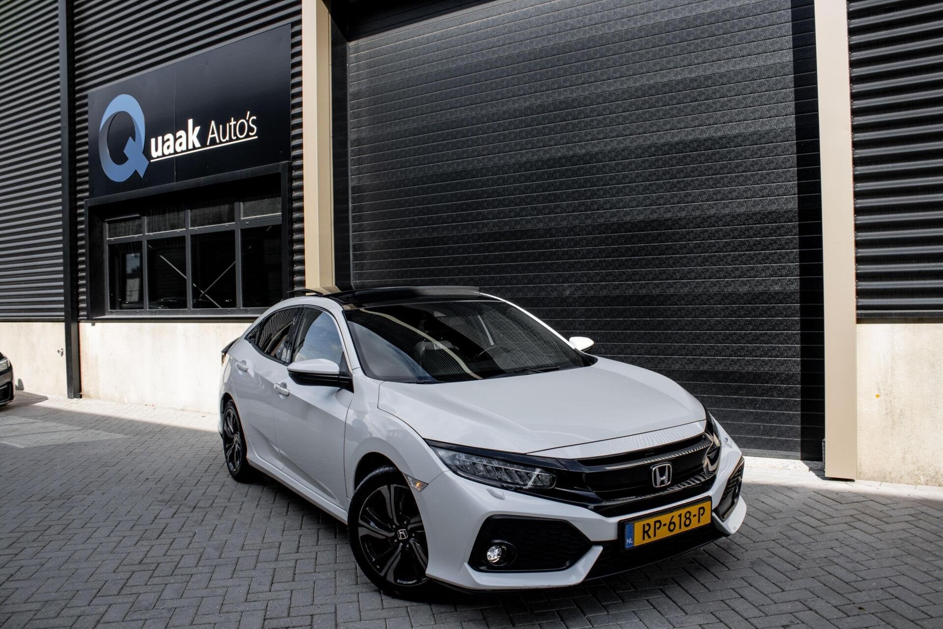 Honda Civic 1.0 i-VTEC | PANO | CARPLAY | CAMERA | TREKHAAK, Auto's, Gebruikt, Euro 6, 129 pk, Bedrijf