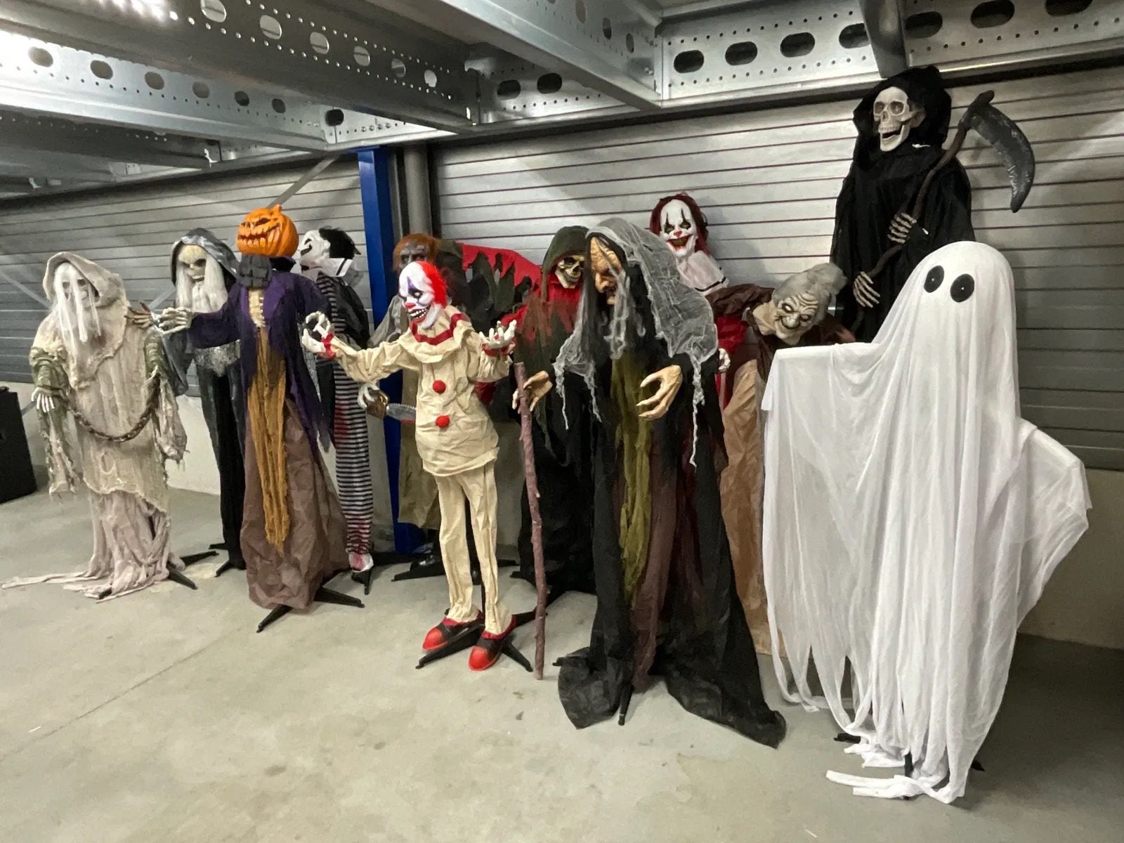 Halloween animatronic poppen 12 x te koop, Ophalen, Halloween of Griezel