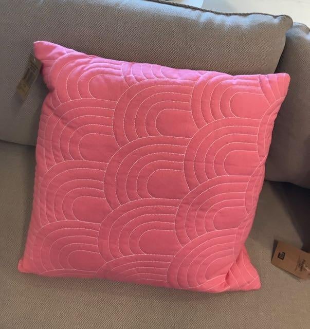 Karwei kussen roze waves 45 x 45 x 10 cm, Ophalen of Verzenden, Zo goed als nieuw, Roze, Vierkant