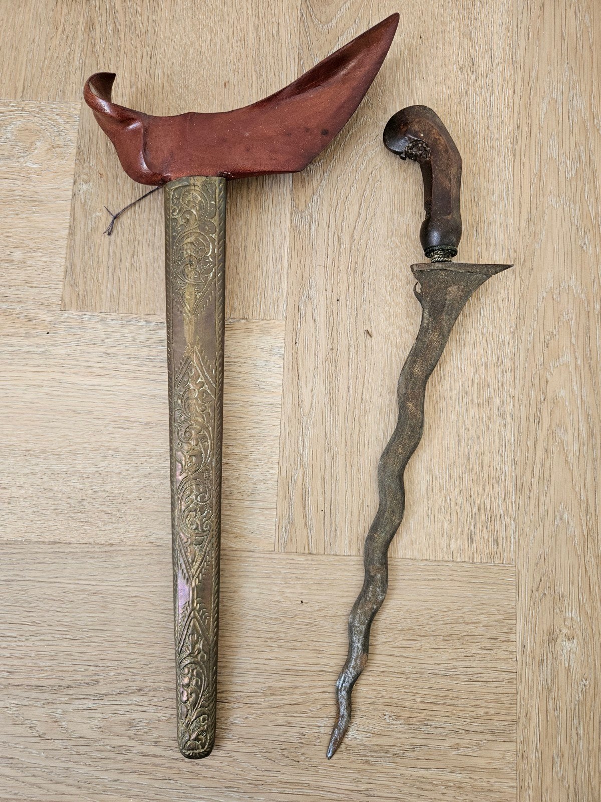 Antieke Indonesische Kris/keris met Schede, Hout, Gesneden, Ophalen of Verzenden, Indonesië