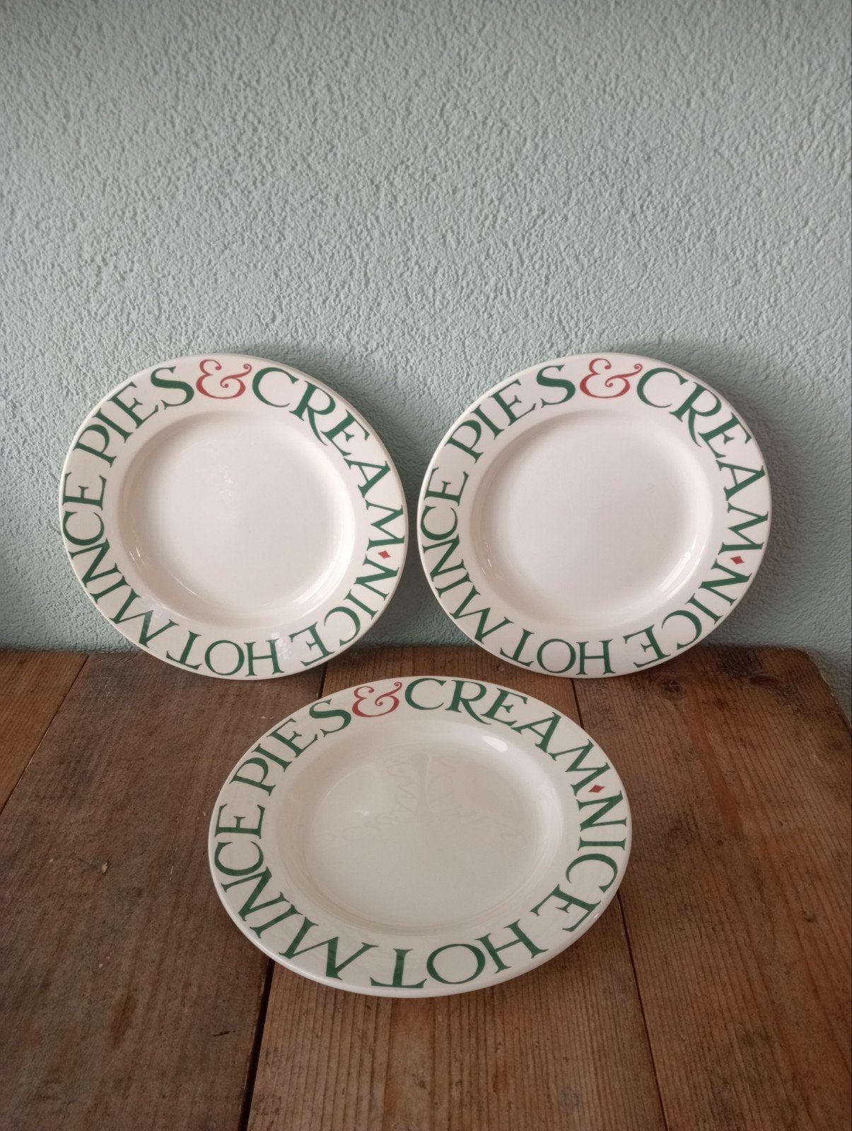 Emma Bridgewater 2 + 1 borden, Ophalen of Verzenden, Aardewerk, Overige stijlen, Bord(en)