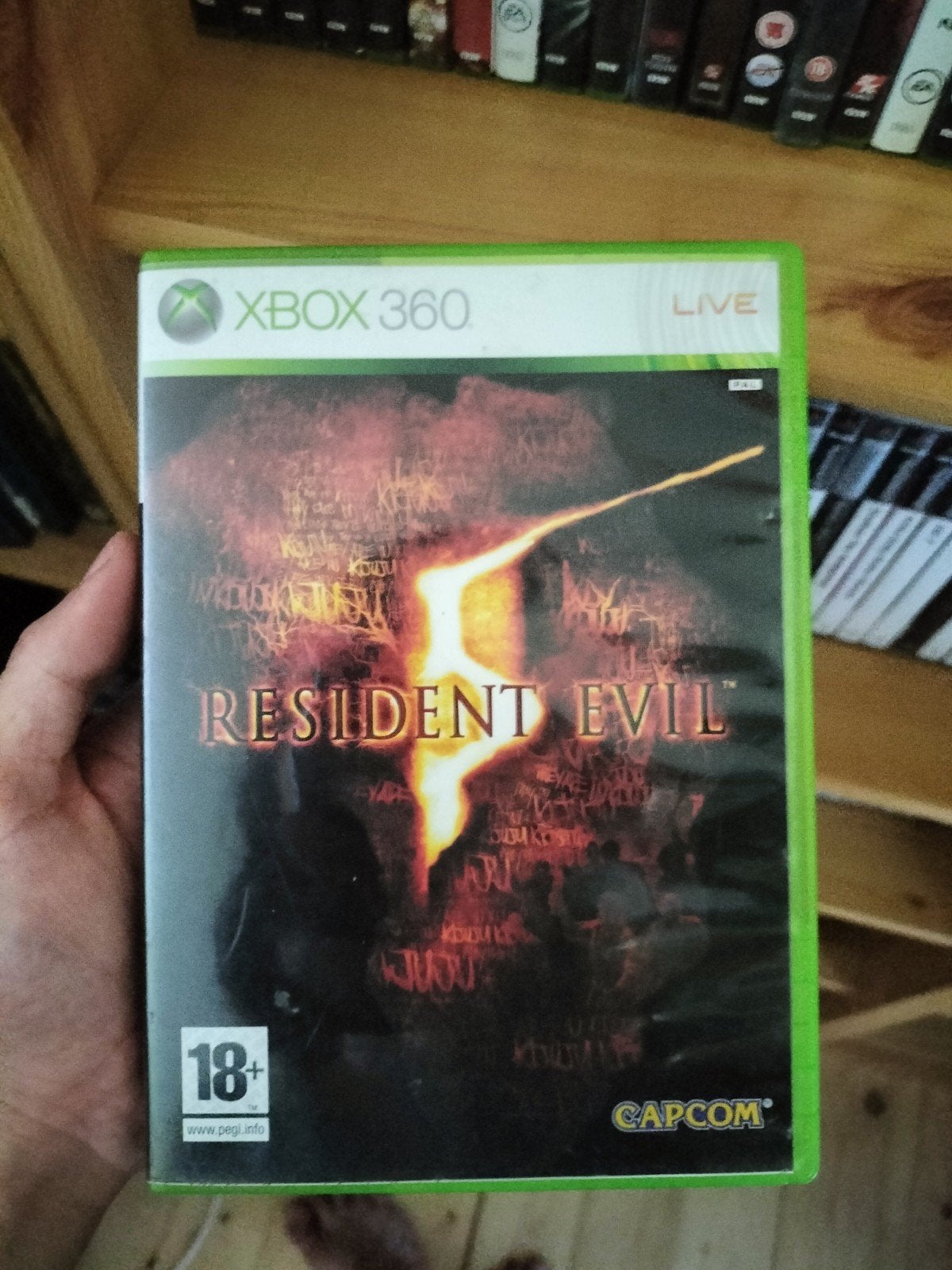 Resident Evil 5 - Xbox 360 (Gebruikt), Avontuur en Actie, Online, Gebruikt, Vanaf 18 jaar