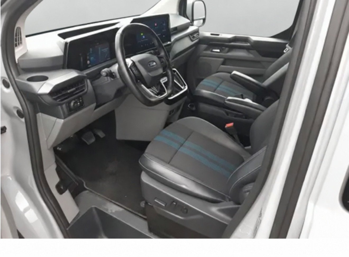 Ford Transit Custom 320 2.0 TDCI L2H1 Sport DC 360 Camera, A, Stof, Gebruikt, 4 cilinders, Bedrijf