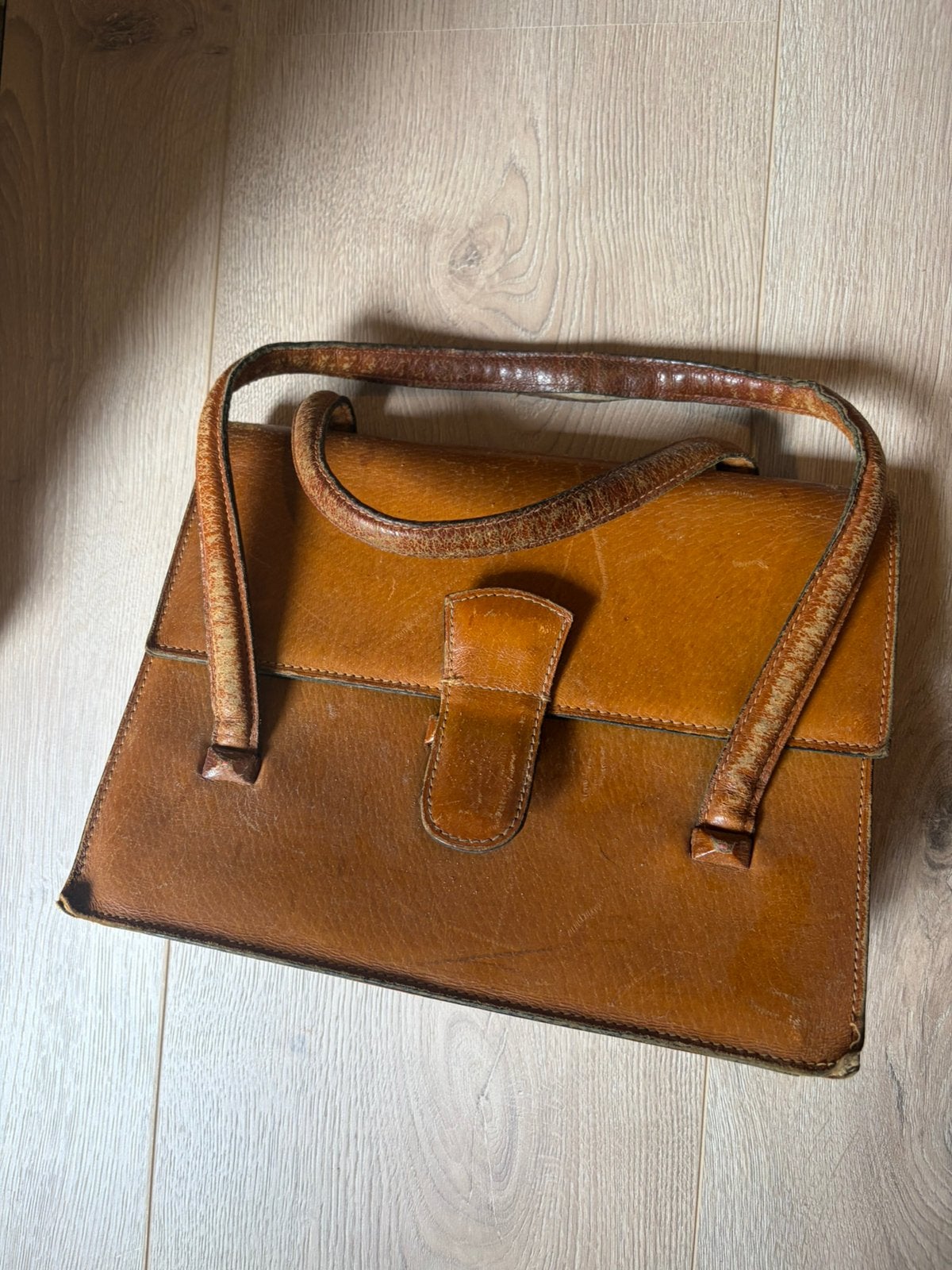 Vintage leren handtas, Sieraden, Tassen en Uiterlijk, Tassen | Damestassen, Ophalen of Verzenden, Gebruikt, Bruin, Handtas