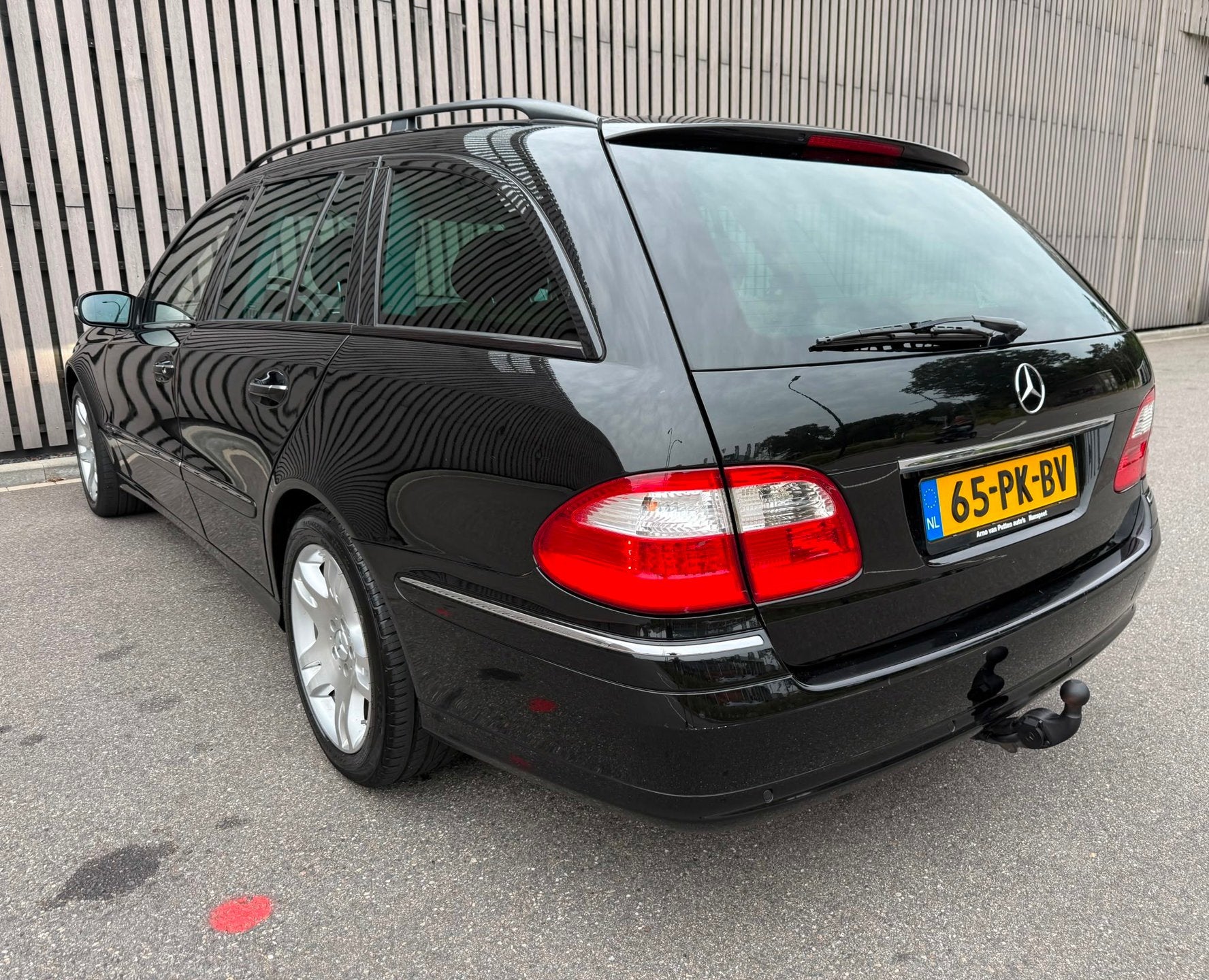 Mercedes-Benz E-klasse Combi 500 Avantgarde 4-Matic Designo, Automaat, Gebruikt, 8 cilinders, Zwart