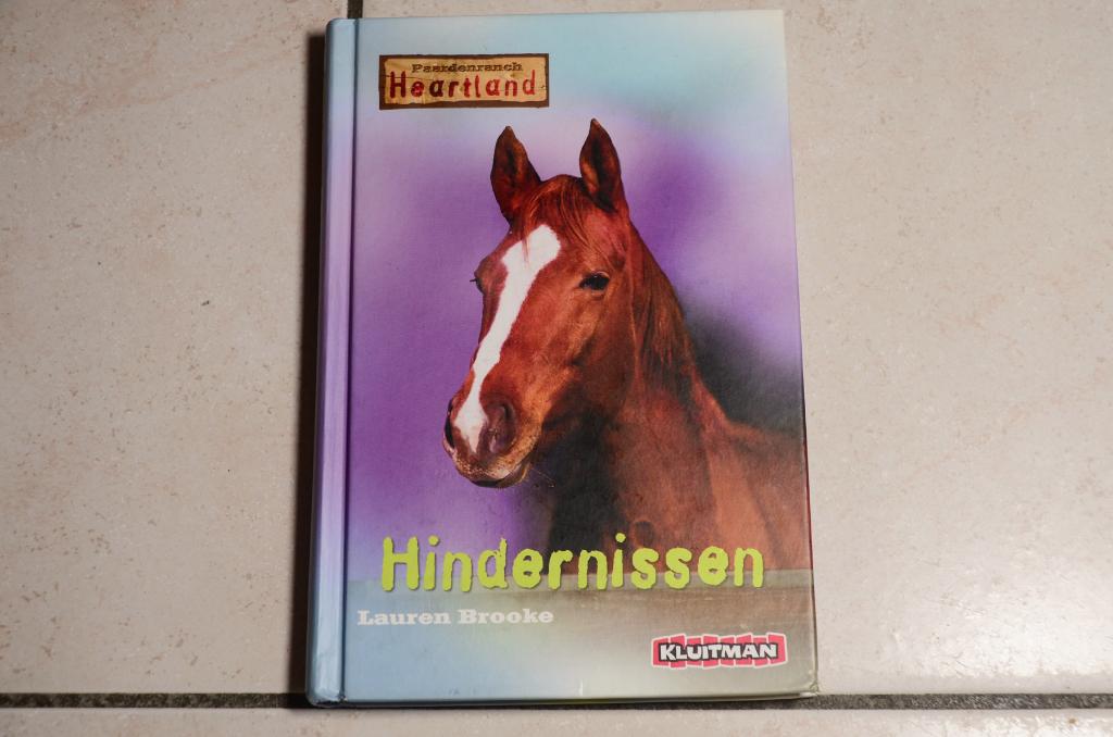 Paardenranch Heartland Hindernissen / Lauren Brooke dl 11, Boeken, Ophalen of Verzenden, Zo goed als nieuw, Fictie