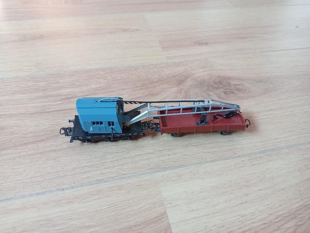 H0 hijskraan m/ wagon, Hobby en Vrije tijd, Modeltreinen | H0, Gebruikt, Gelijkstroom of Wisselstroom, Wagon, Ophalen of Verzenden