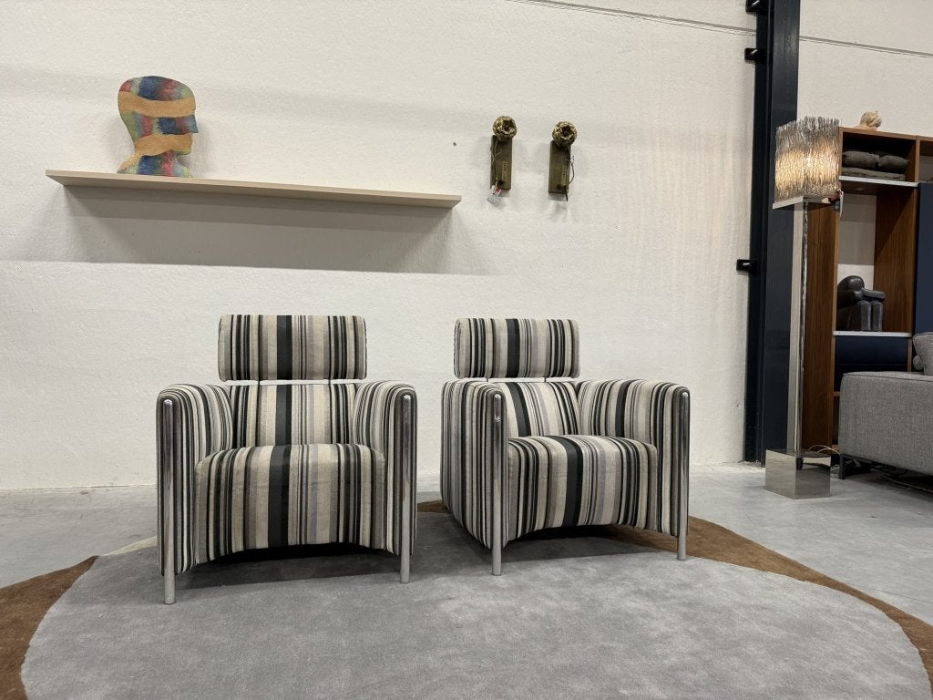 2 Leolux Goncharov Fauteuil wit zwart stof Design stoel, Huis en Inrichting, Fauteuils, Leolux, Info@leolux.nl, 75 tot 100 cm