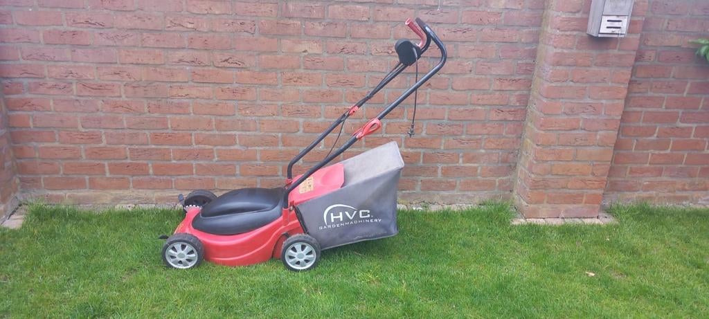 HVC Elektrische grasmaaier  1200W, maaibreedte 380mm, Tuin en Terras, Ophalen, Cirkelmaaier, Gebruikt, Elektrische grasmaaier