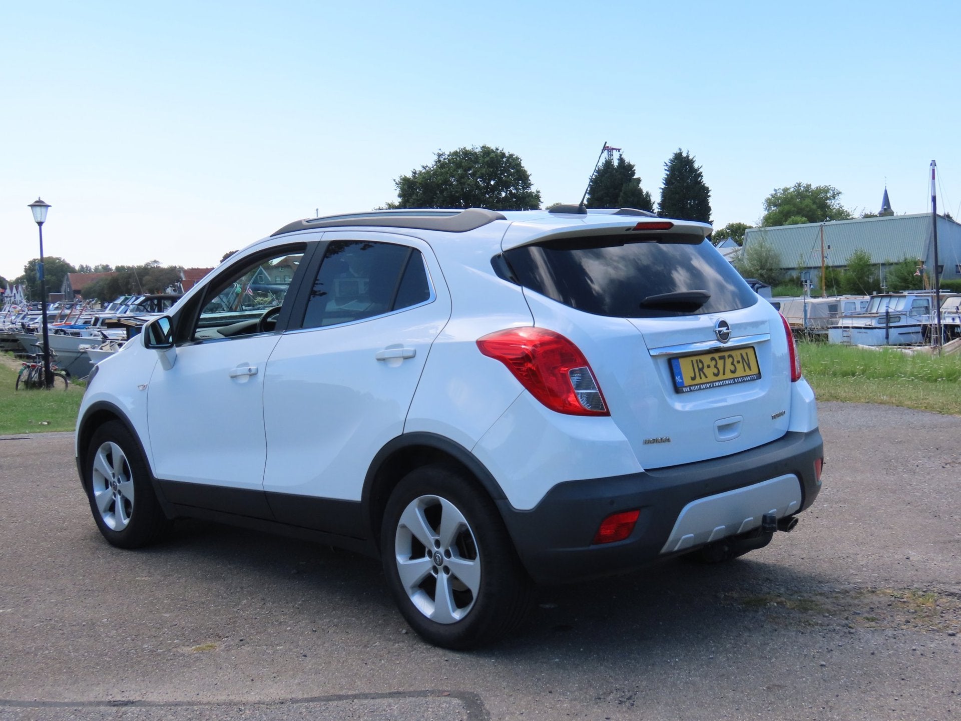 Opel Mokka 1.4 T Innovation *NAVI *CAMERA *CRUISE *TREKHAAK, Auto's, Voorwielaandrijving, Dealer onderhouden, Gebruikt, 4 cilinders