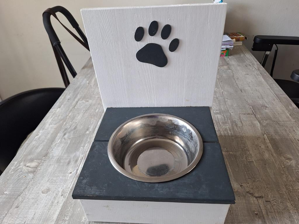 eet/ drinkbak voor honden middelgroot, Ophalen