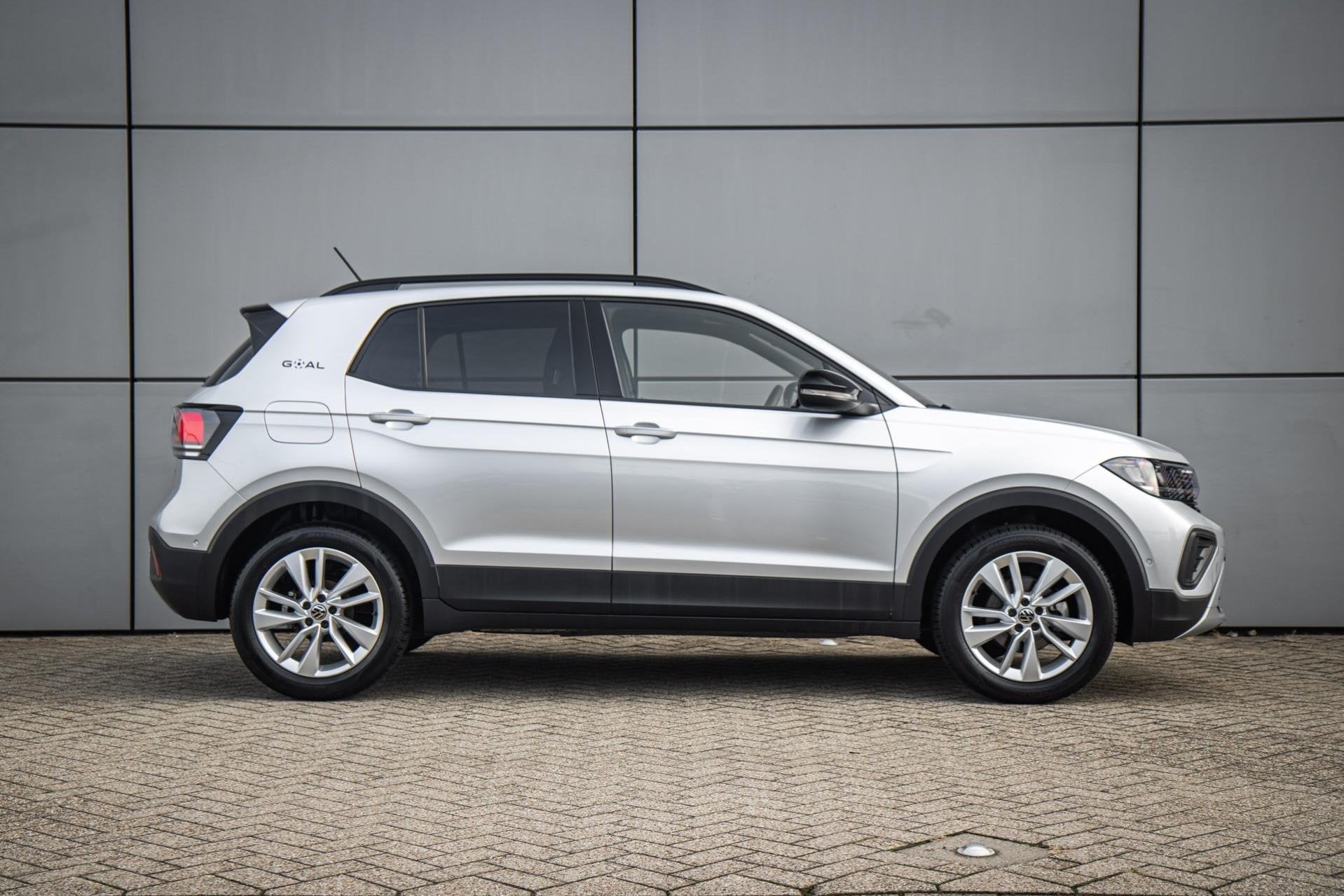 Volkswagen T-Cross 1.0 TSI 115pk DSG Life Edition | Trekhaak, 12 maanden, Gebruikt, Euro 6, 116 pk