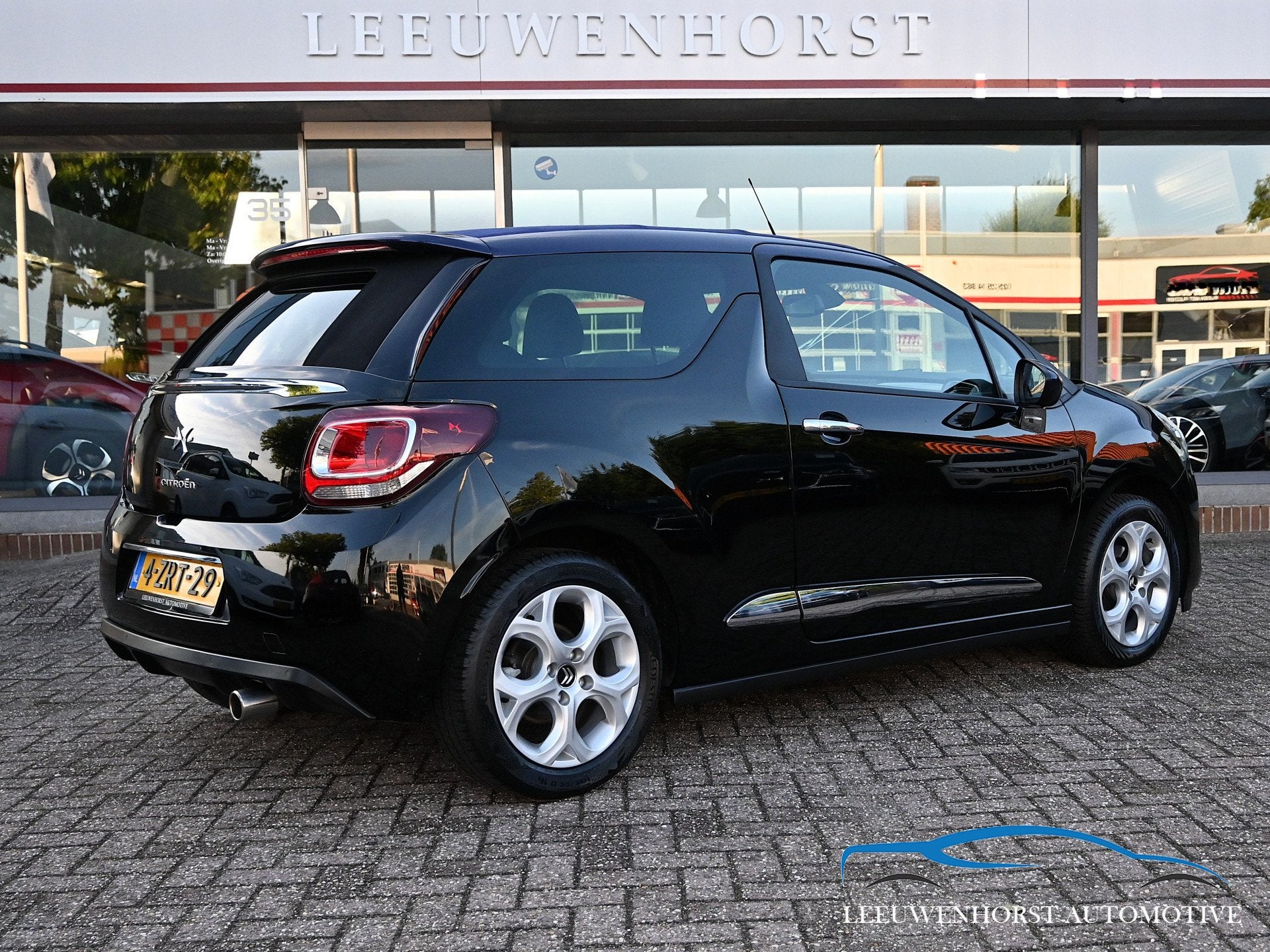 Citroën DS3 Cabrio 1.6 VTi So Chic (bj 2013), Auto's, Voorwielaandrijving, Euro 5, 1063 kg, Gebruikt