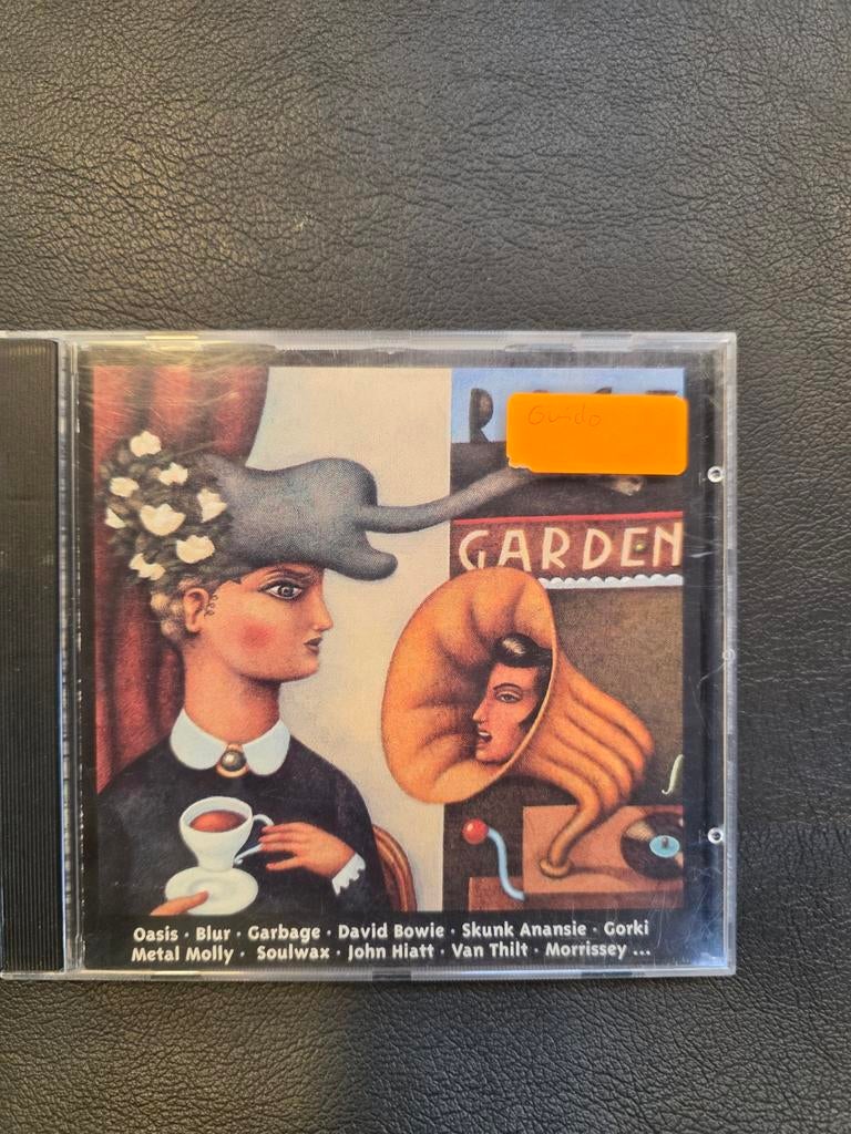 CD: Garden - Diverse Artiesten (Oasis, Blur, Bowie), Cd's en Dvd's, Ophalen of Verzenden, Zo goed als nieuw, Poprock