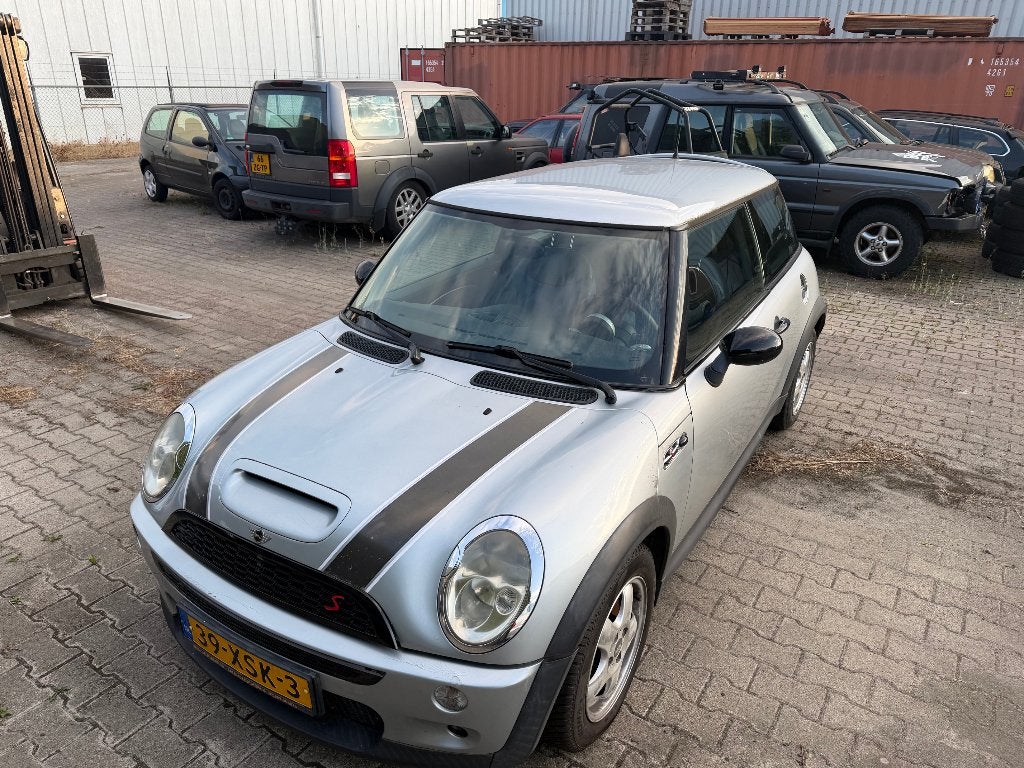 MINI Cooper S 1.6 | 2004 | Motorschade |Project / Onderdelen, Voorwielaandrijving, 4 cilinders, 4 stoelen, 163 pk