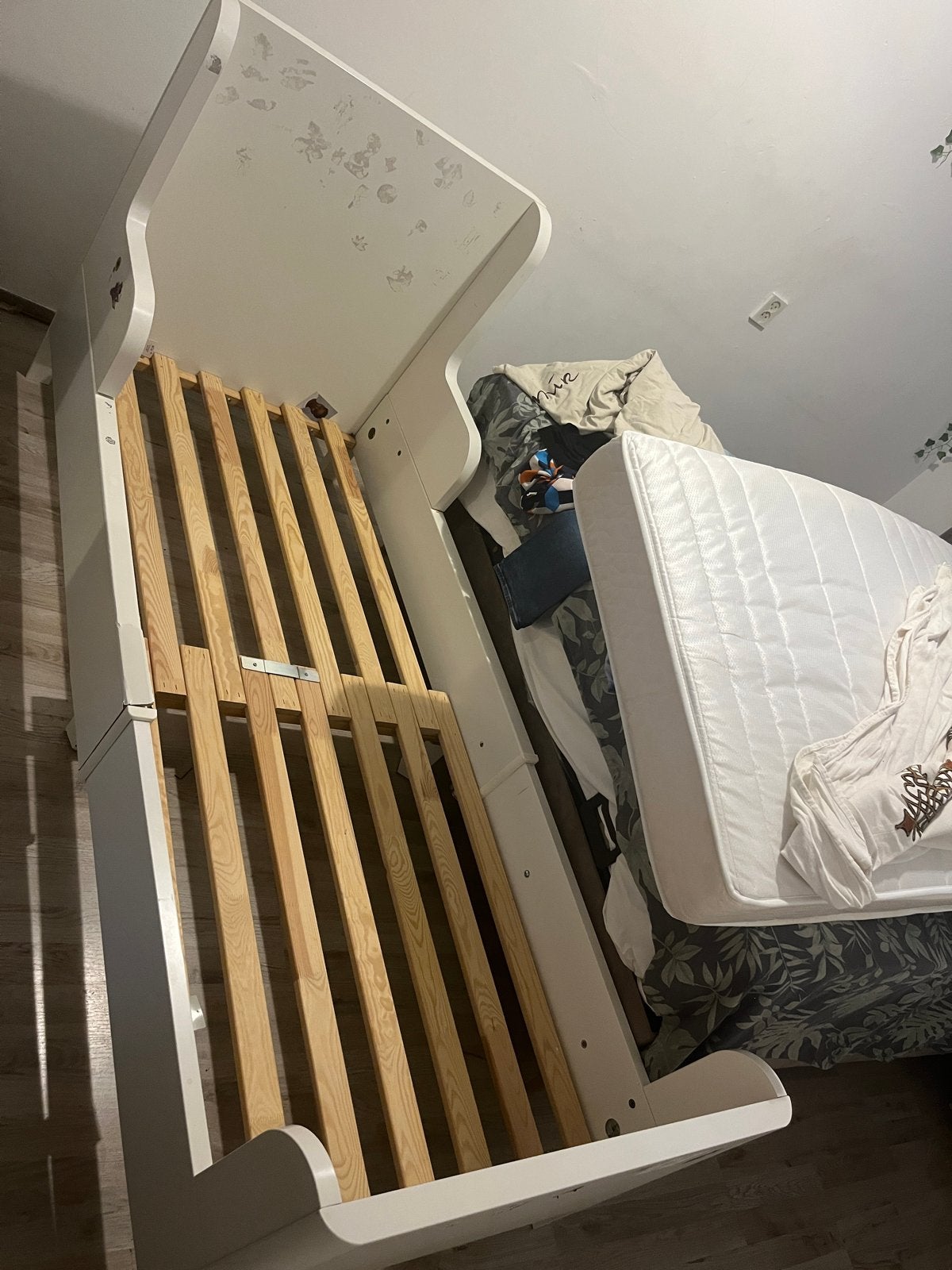 Uitschuifbaar Kinderbed met Lattenbodem, Ophalen, 85 tot 100 cm, Gebruikt, Lattenbodem