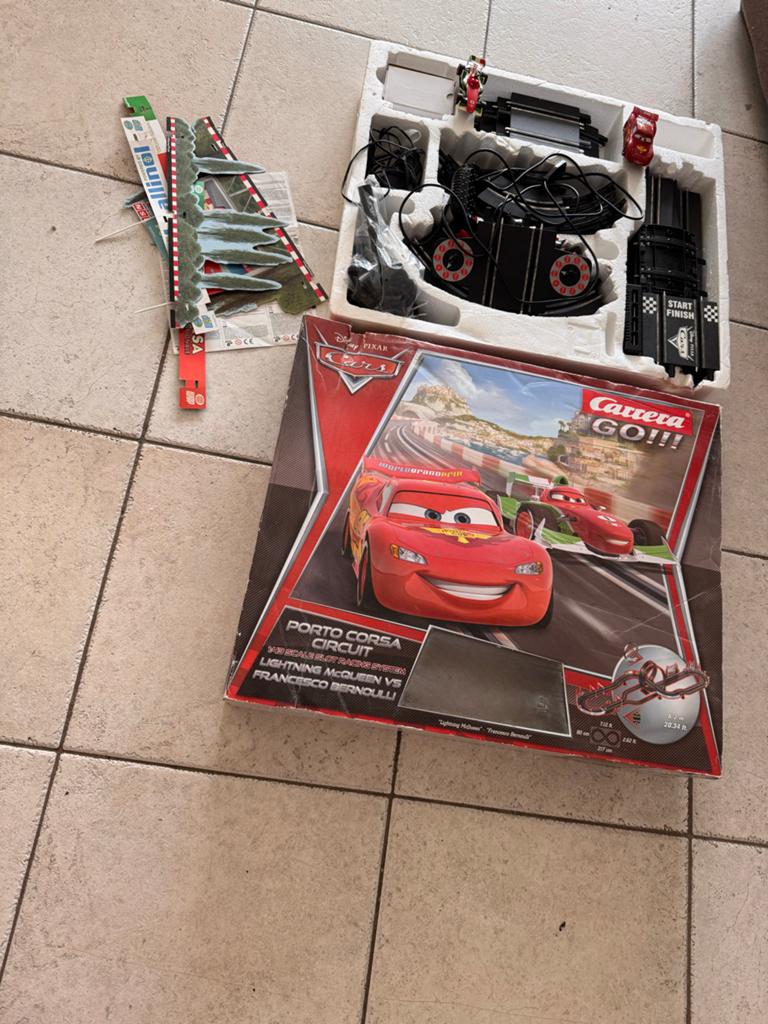 Carrera GO!!! Cars Porto Corsa Circuit Racebaan, Kinderen en Baby's, Speelgoed | Racebanen, Carrera, Ophalen of Verzenden, Elektrisch