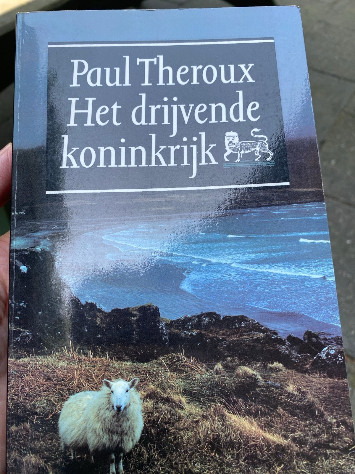 Paul Theroux - Het drijvende koninkrijk, Ophalen of Verzenden, Gelezen, Europa overig