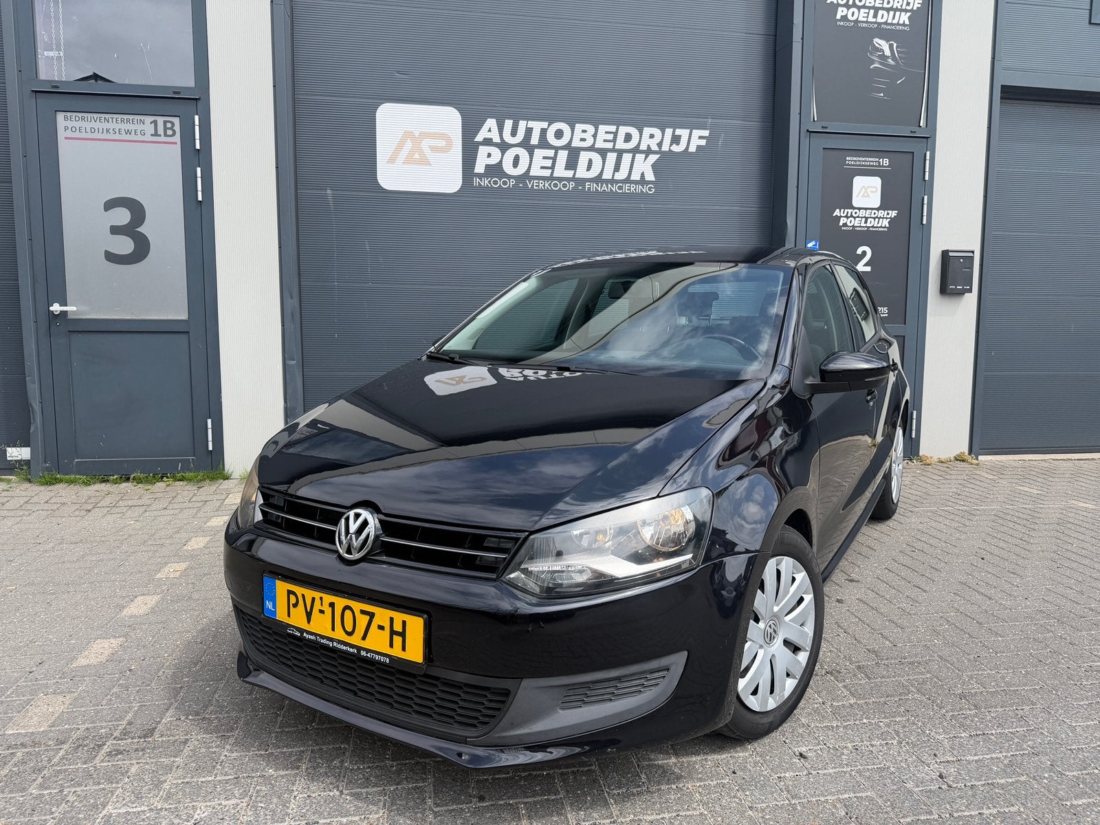 Volkswagen Polo 1.2 Benzine 2009 5 Deurs 69pk Zwart, Auto's, Stof, Zwart, USB, 1198 cc