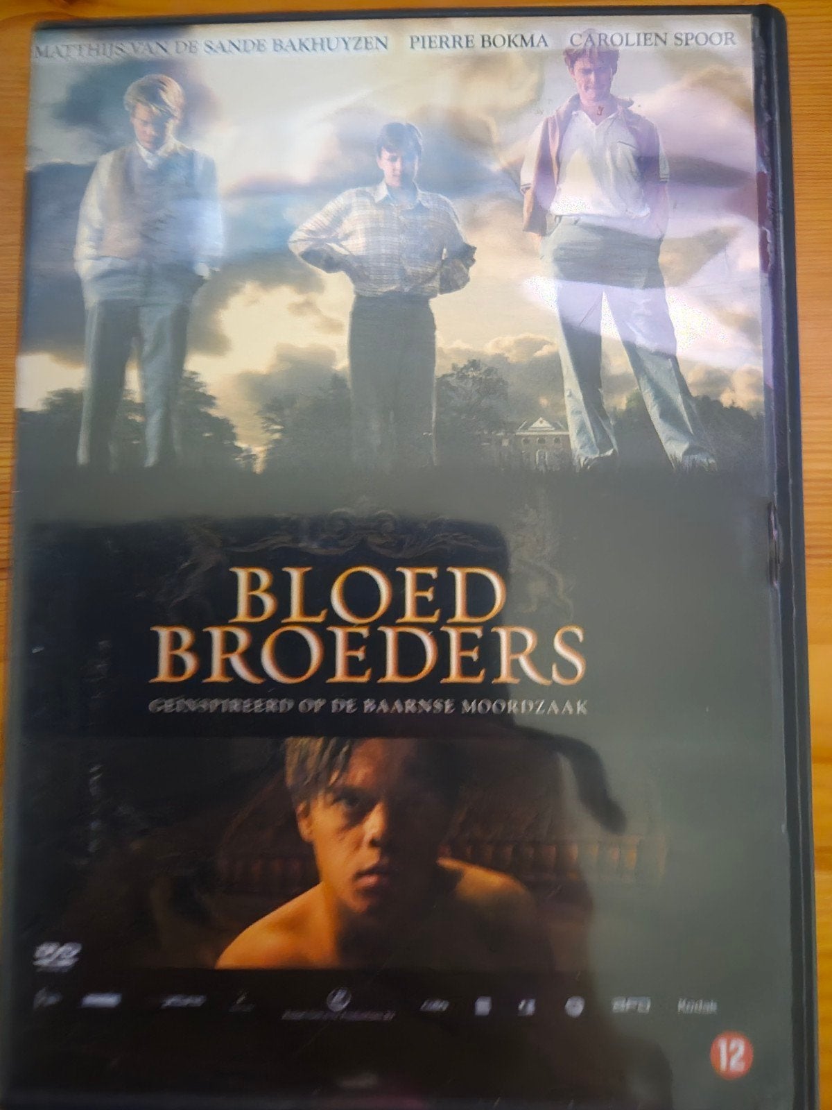 Bloedbroeders DVD - Geïnspireerd op waargebeurde moordzaak, Maffia en Misdaad, Nederlands, Zo goed als nieuw, Vanaf 12 jaar