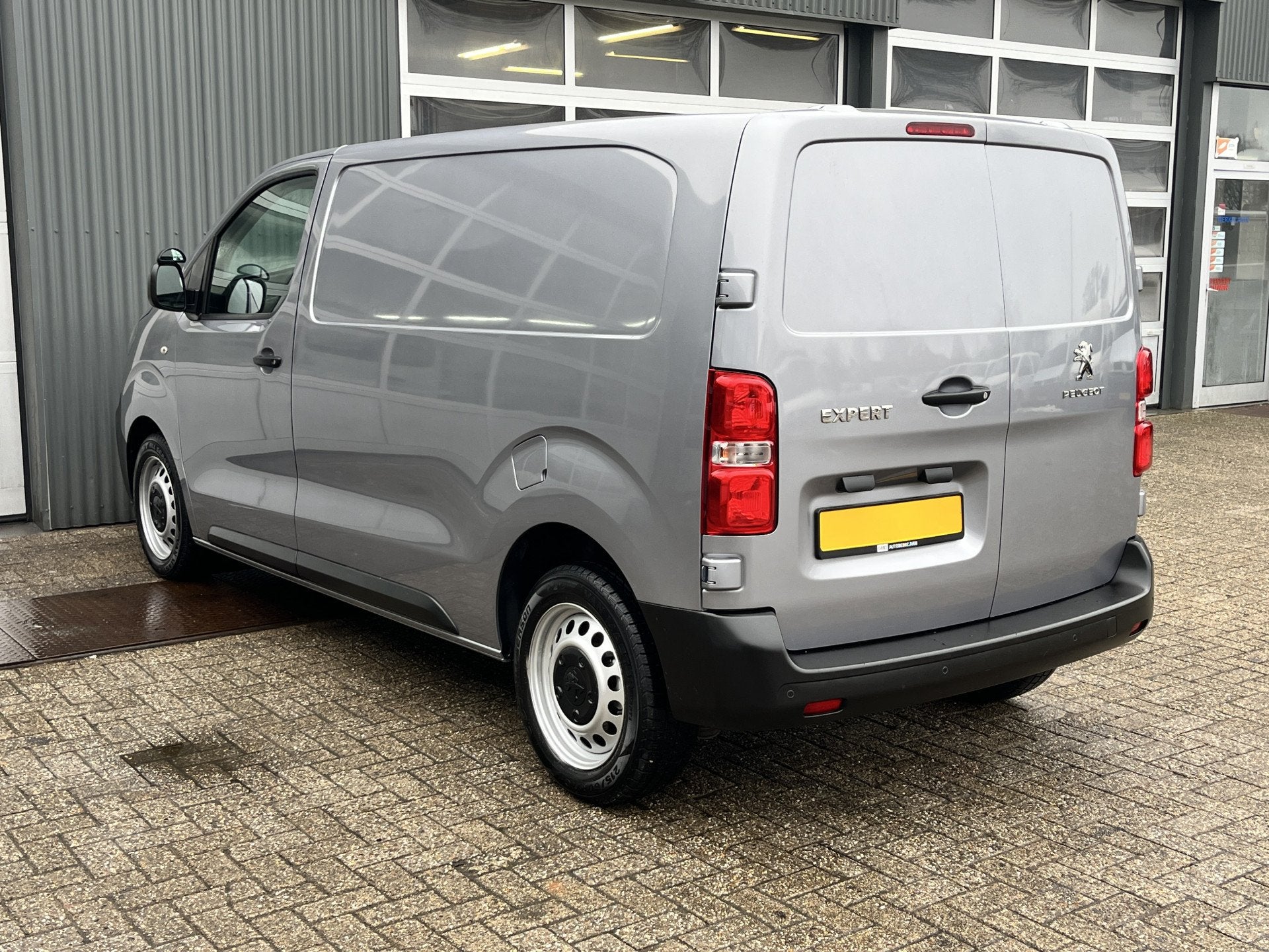 Peugeot Expert 1.5 BlueHDI Marge BTW en BPM vrij! Airco Crui, Auto's, Voorwielaandrijving, Stof, Gebruikt, 4 cilinders