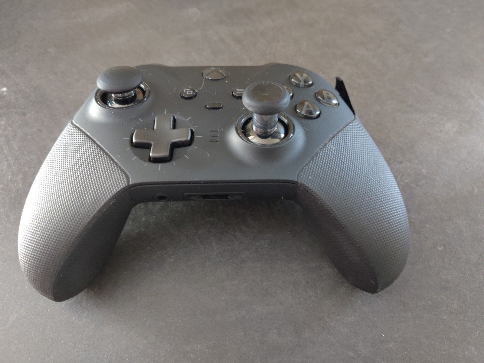 Xbox Elite Controller Series 2 met accessoires en case, Spelcomputers en Games, Xbox One, Gebruikt, Ophalen of Verzenden, Controller