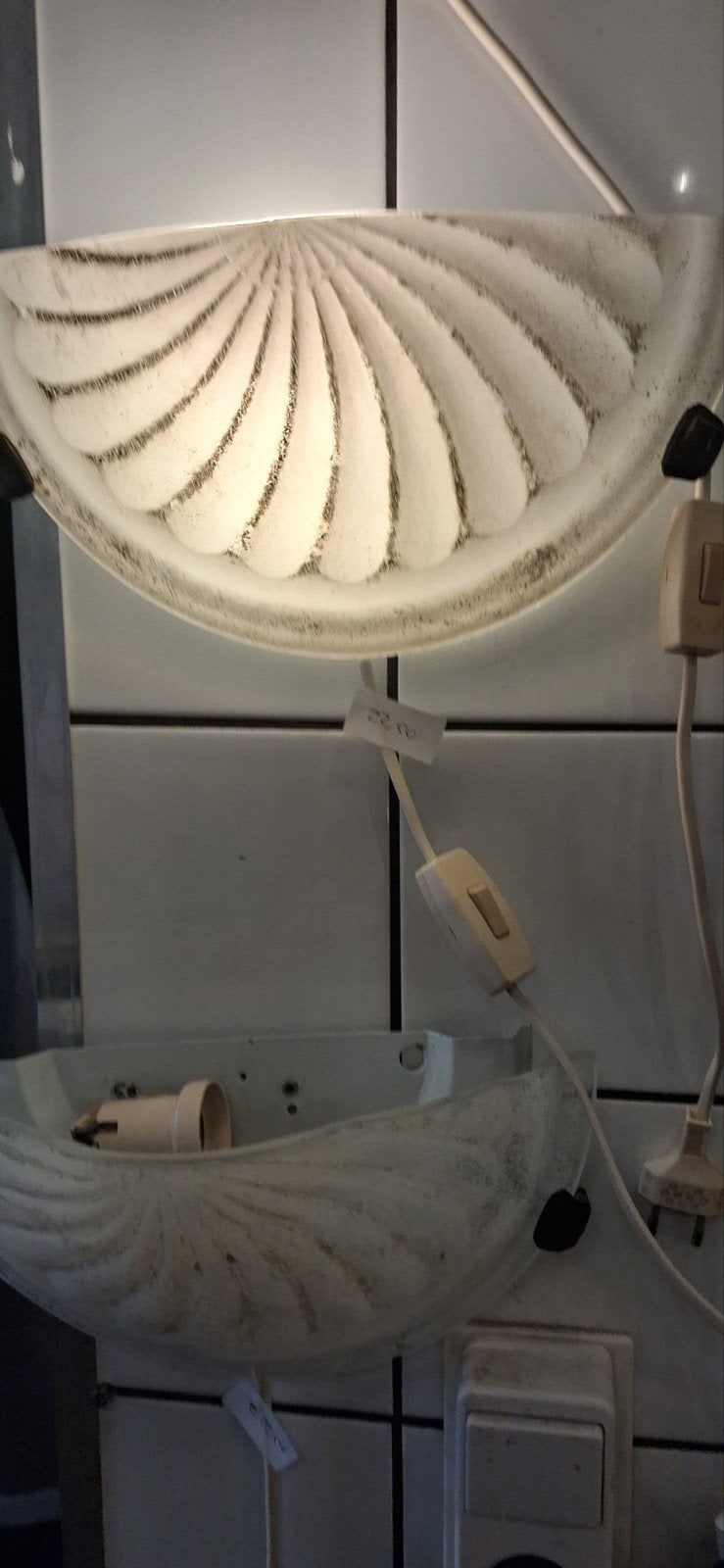 Vintage Schelp Wandlamp - Glazen Half-Ronde Lamp, Met schakelaar, Wit, Overige merken, Gebruikt