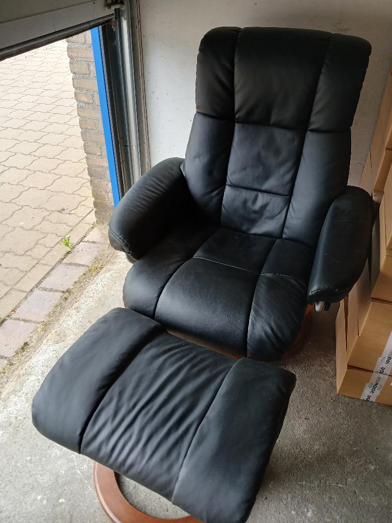 relaxfauteuil met voetenbankje, Ophalen, Gebruikt, Minder dan 75 cm, 50 tot 75 cm