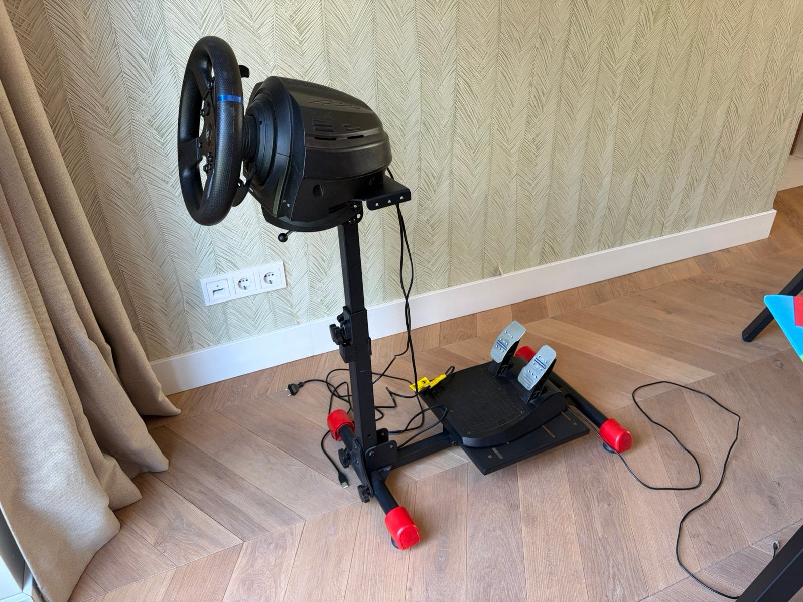 Thrustmaster T300 RS + standaard + pedalen, Ophalen, Racestuur, PlayStation, Zo goed als nieuw