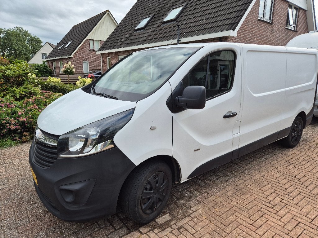 Opel Vivaro 1.6 D 88KW BV 2015, Euro 5, Stof, Beige, 2000 kg