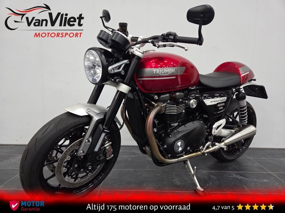 Prachtige Triumph Speed Twin 1200 + Opties.! bj 2025 2999km!, 2 cilinders, Bedrijf, Onbekend, Overig