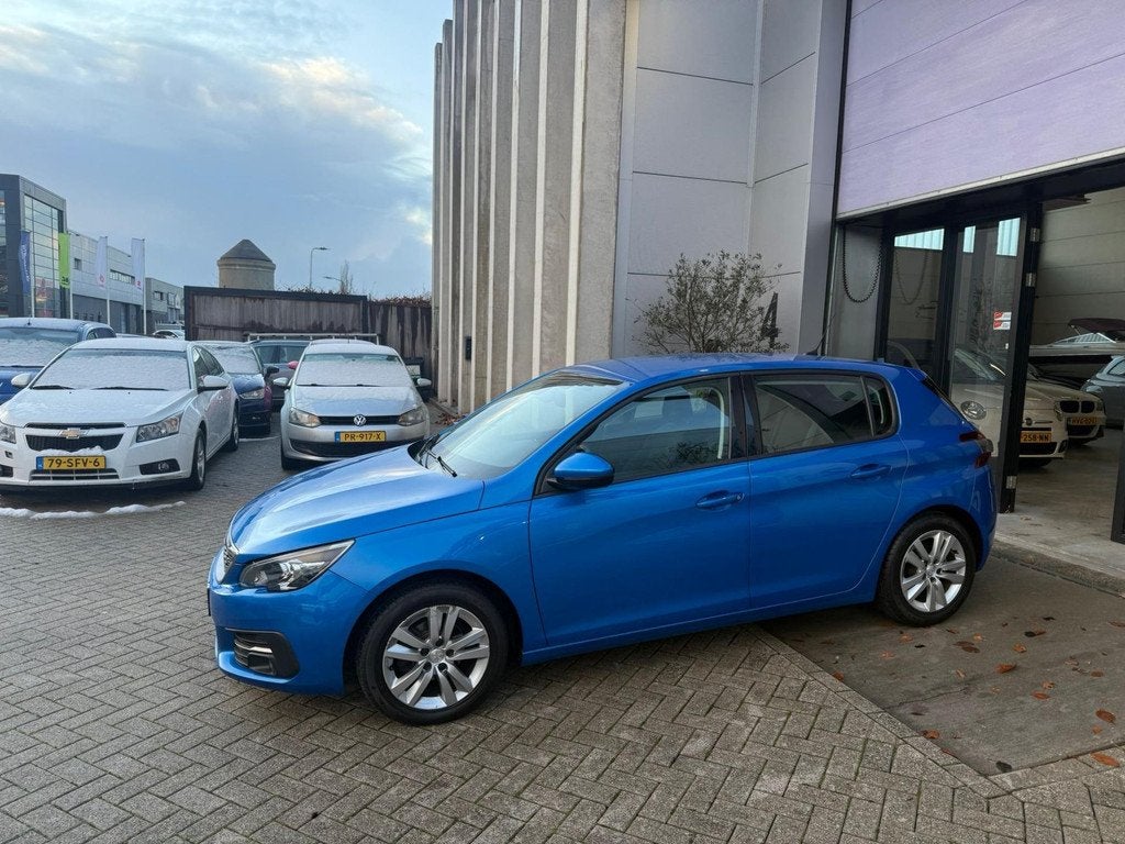 Peugeot 308 1.2 Active Pack VIRTUEEL! CAMERA! LED! INRUIL MO, Voorwielaandrijving, Stof, Gebruikt, Blauw