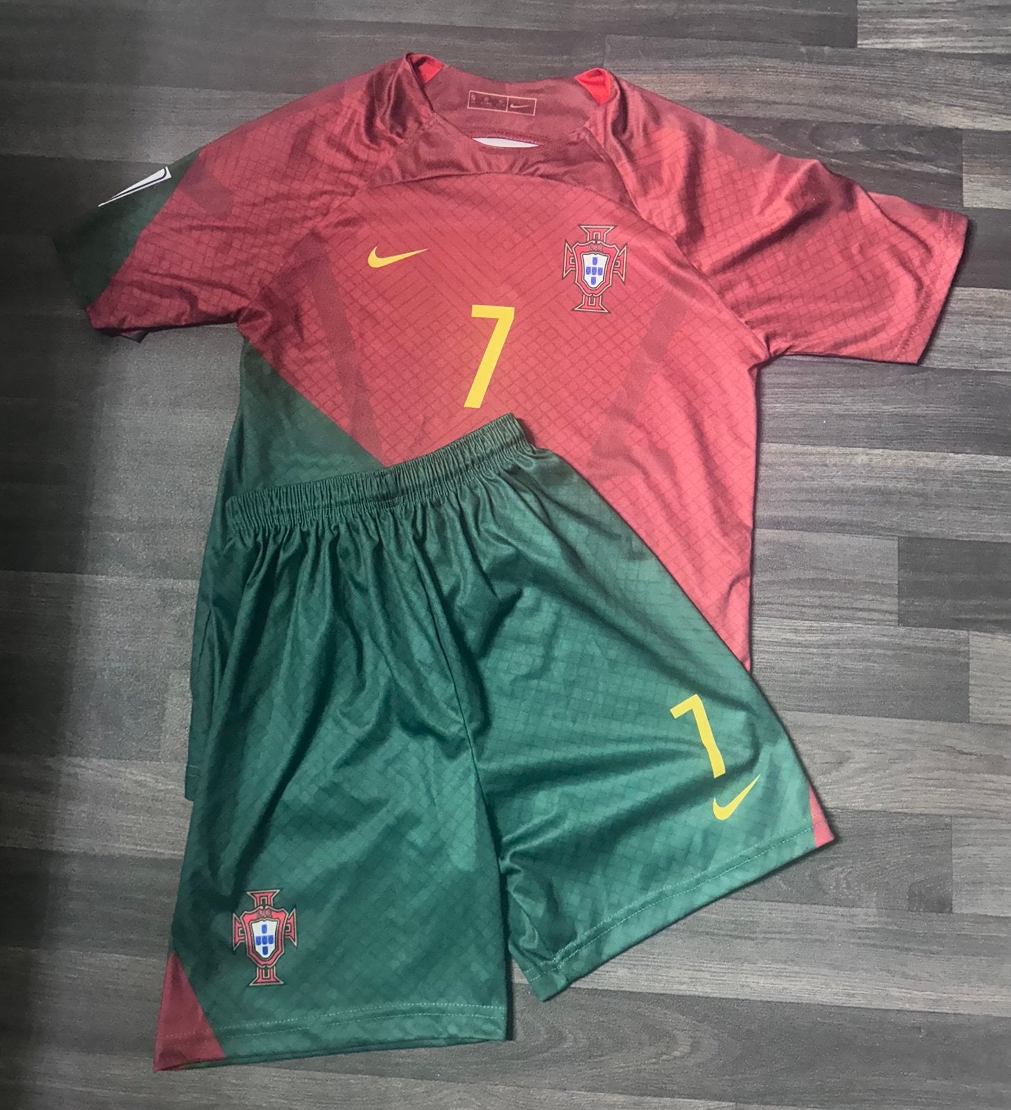 Ronaldo shirt + short, Maat S, Ophalen, Zo goed als nieuw, Shirt