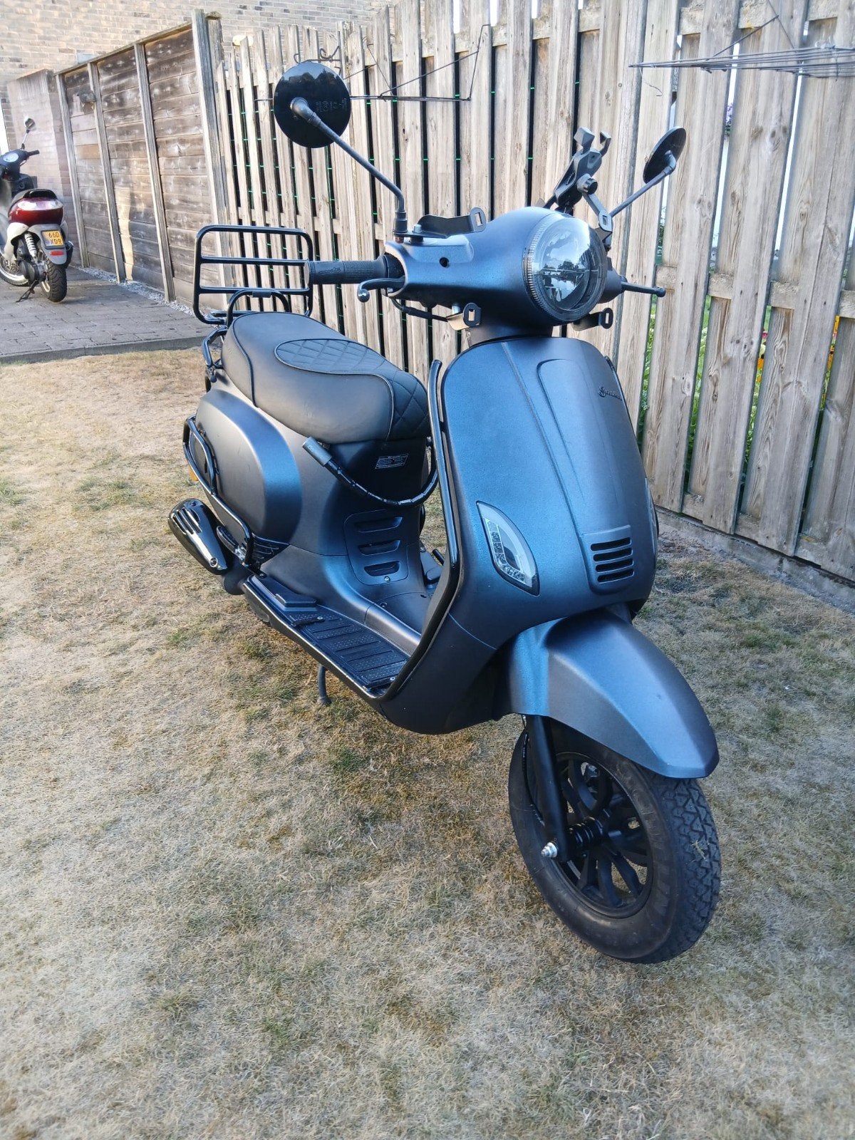santini capri, full option, 1342km, brom, geel kenteken, Overige merken, Maximaal 45 km/u, Ophalen of Verzenden, Zo goed als nieuw