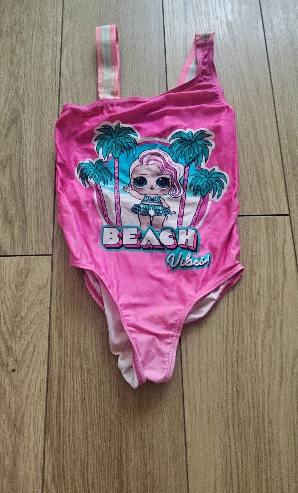 L.O.L Surprise zwempak maat 122-128, Kinderen en Baby's, Kinderkleding | Maat 122, Ophalen of Verzenden, Zo goed als nieuw, Meisje